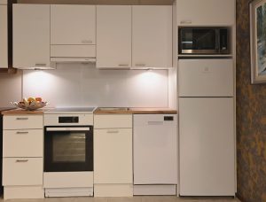 Hangasvaara- Keittiö 11